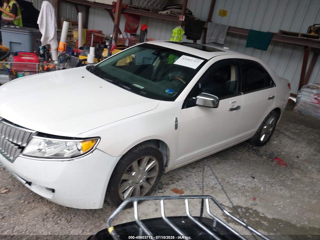 3LNHL2GC0BR758795 2011 LINCOLN MKZ photo no. 2