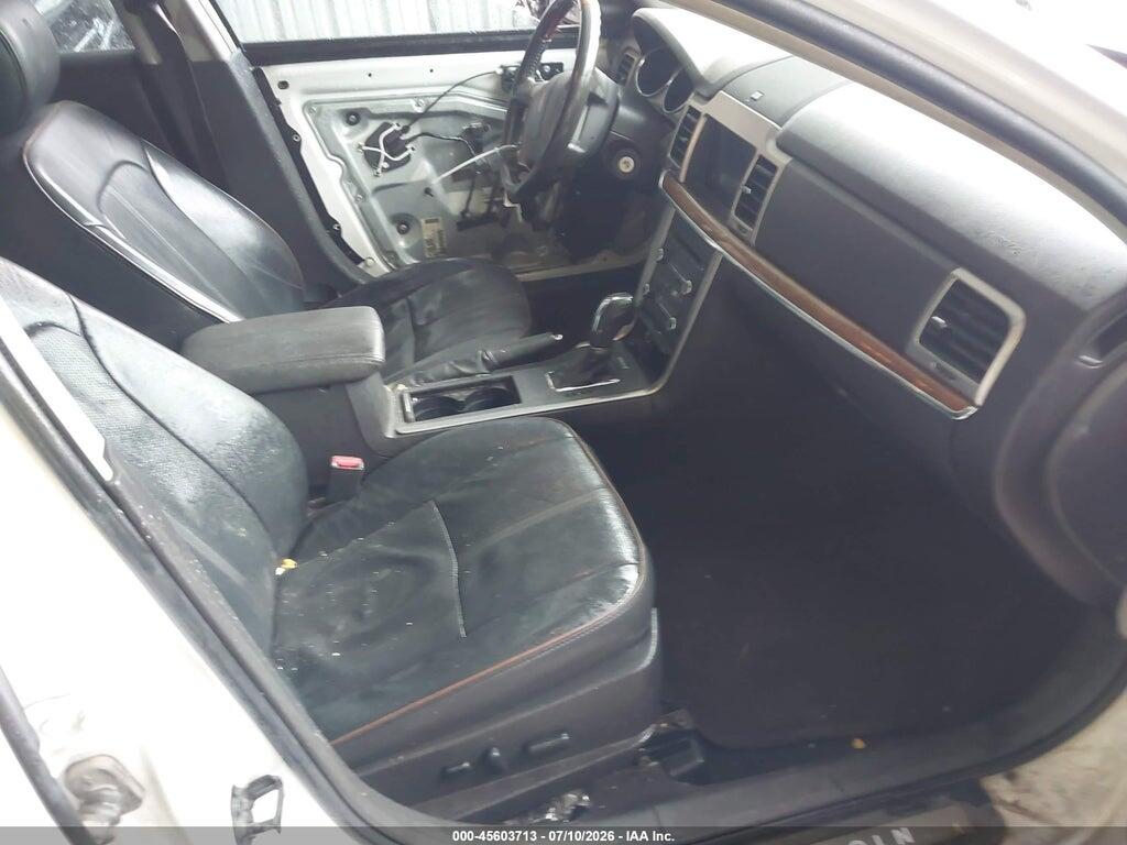 3LNHL2GC0BR758795 2011 LINCOLN MKZ photo no. 5