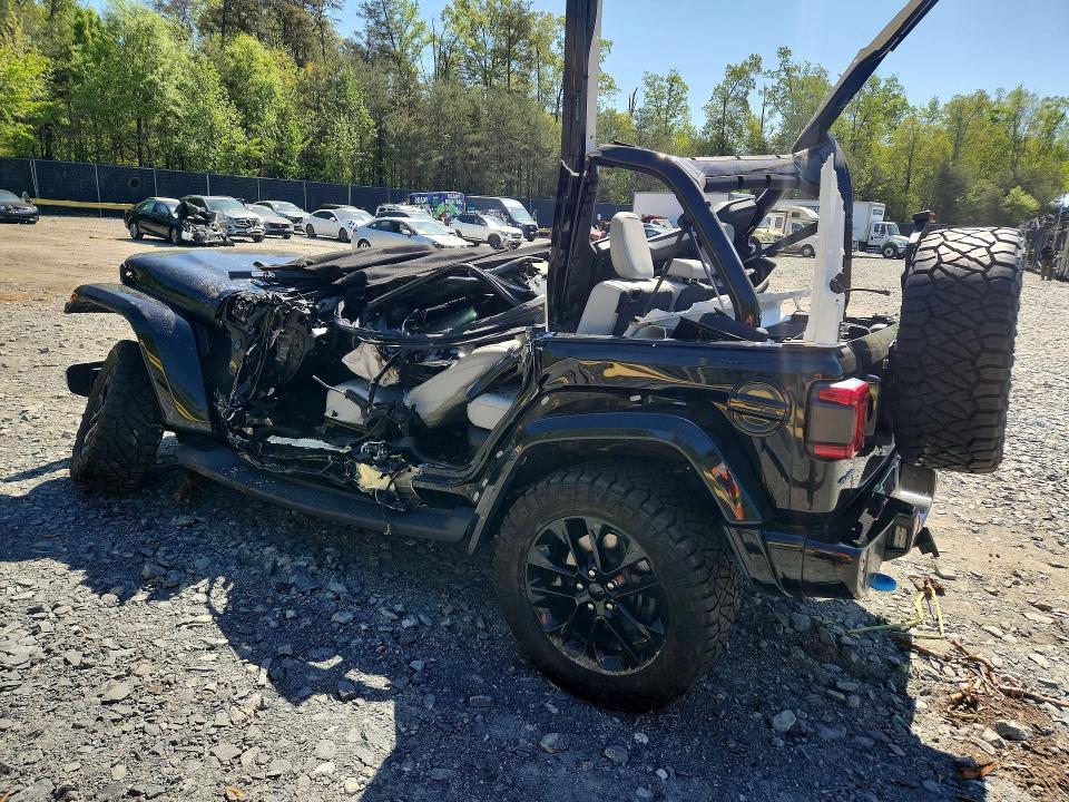 2021 JEEP WRANGLER UNLIMITED SAHARA 4XE — Фото 2 из 13