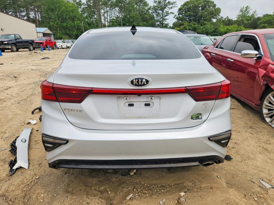 2021 KIA FORTE LXS — Фото 6 из 13