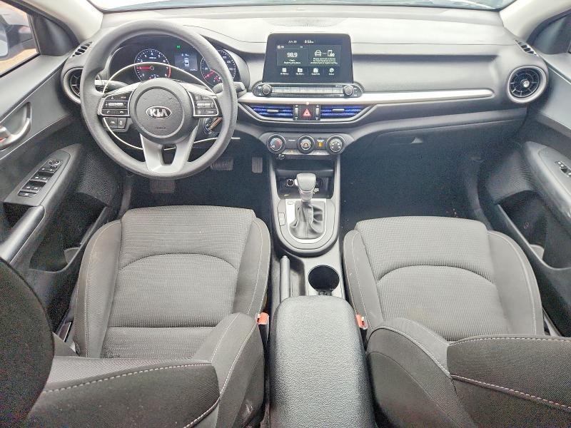 2021 KIA FORTE LXS — Фото 8 из 13