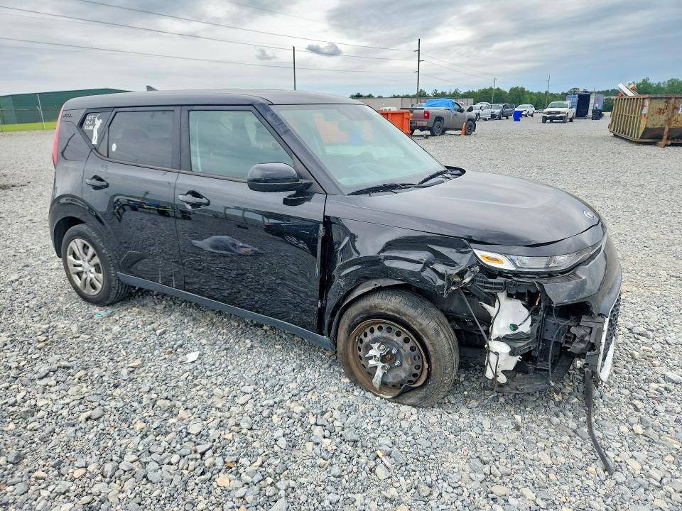 2021 KIA SOUL LX — Фото 4 из 13