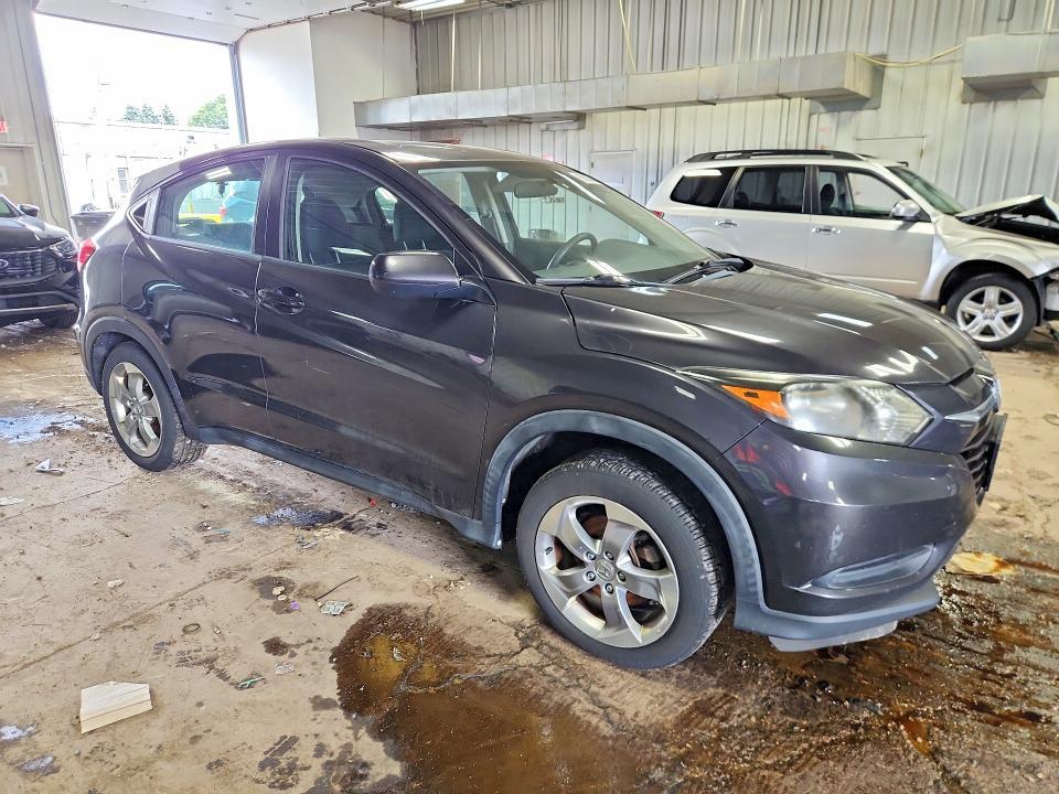 2018 HONDA HR-V LX — Фото 4 из 13