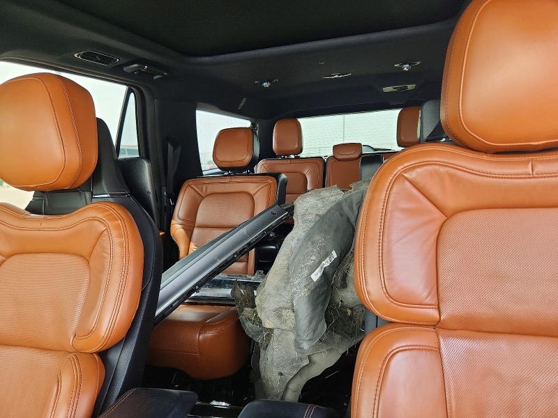 5LMJJ3LT0MEL09798 2021 LINCOLN NAVIGATOR photo no. 10