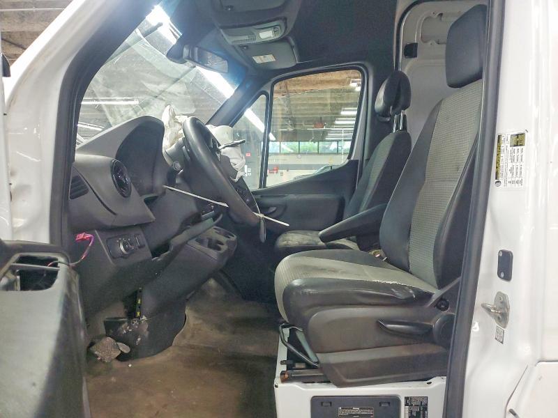 2021 MERCEDES-BENZ SPRINTER 2500 — Фото 7 из 13