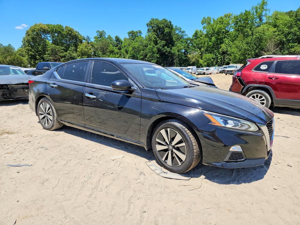 2021 NISSAN ALTIMA SV — Фото 4 из 12