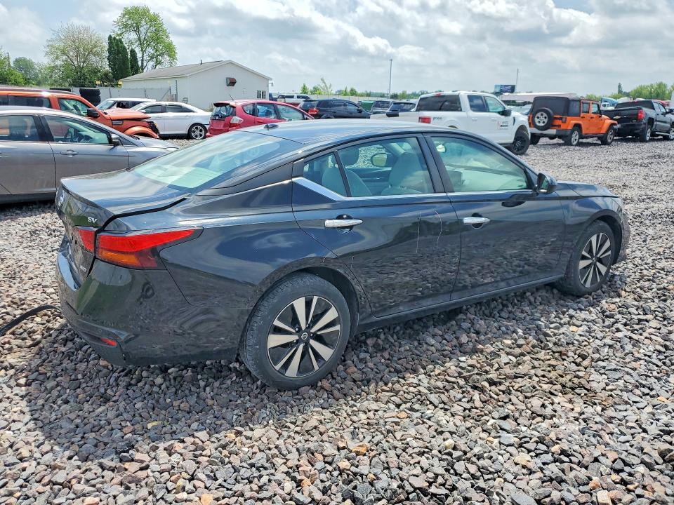 2021 NISSAN ALTIMA SV — Фото 3 из 12
