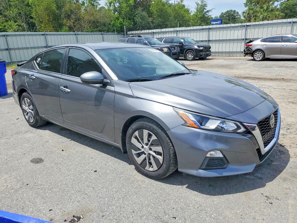 2021 NISSAN ALTIMA S — Фото 4 из 12