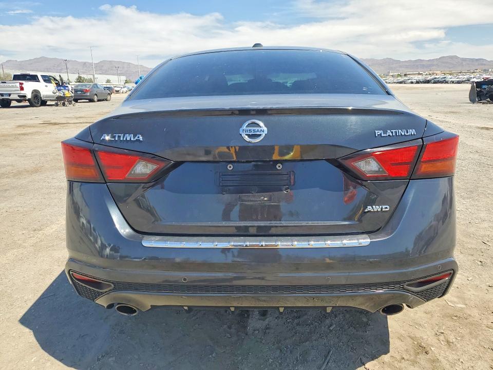 2021 NISSAN ALTIMA PLATINUM — Фото 6 из 12