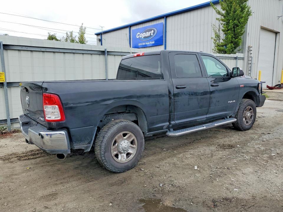 2021 RAM 2500 BIG HORN — Фото 3 из 12