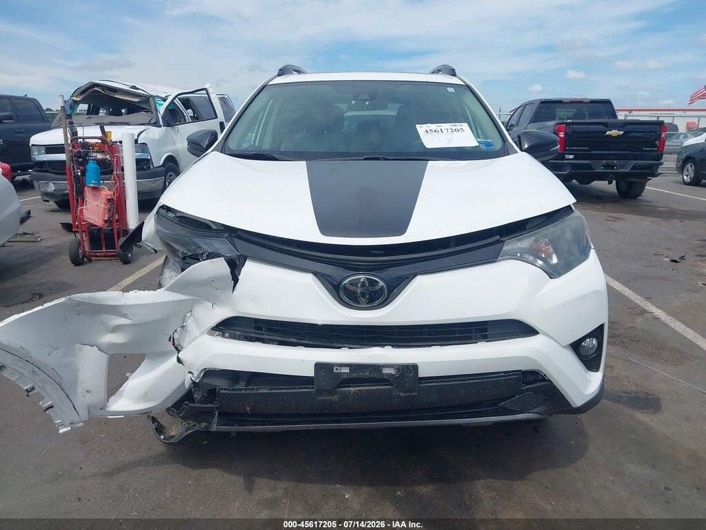 2T3RFREV9JW711837 2018 TOYOTA RAV4 photo no. 12