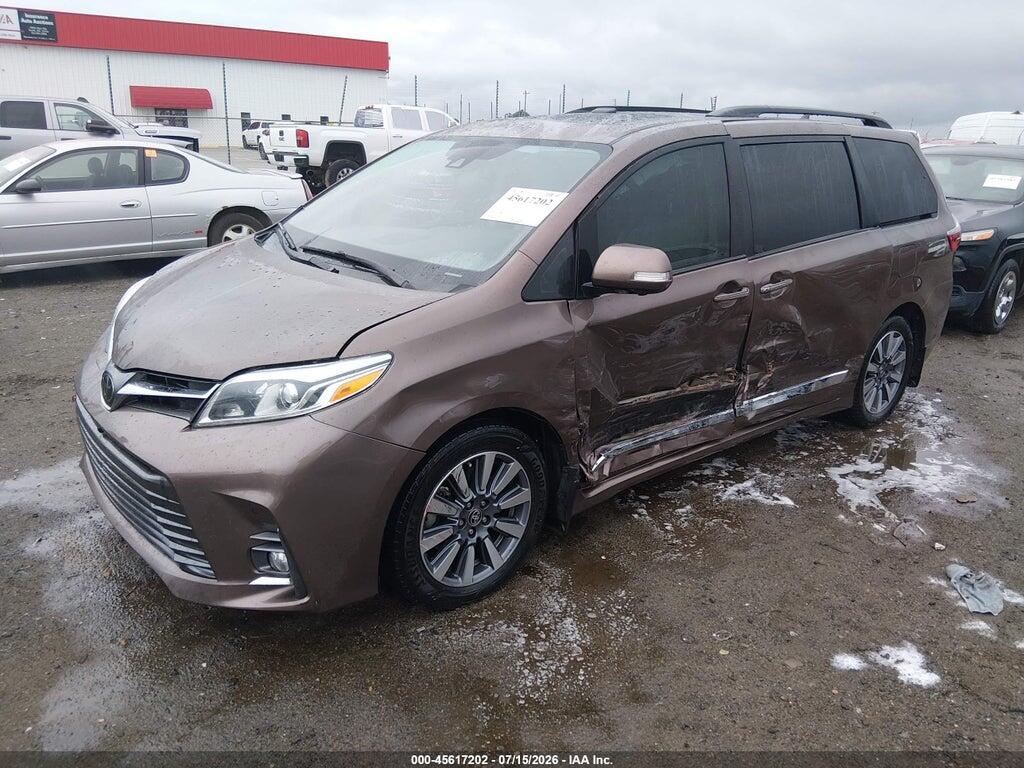 5TDYZ3DC6LS082560 2020 TOYOTA SIENNA photo no. 2