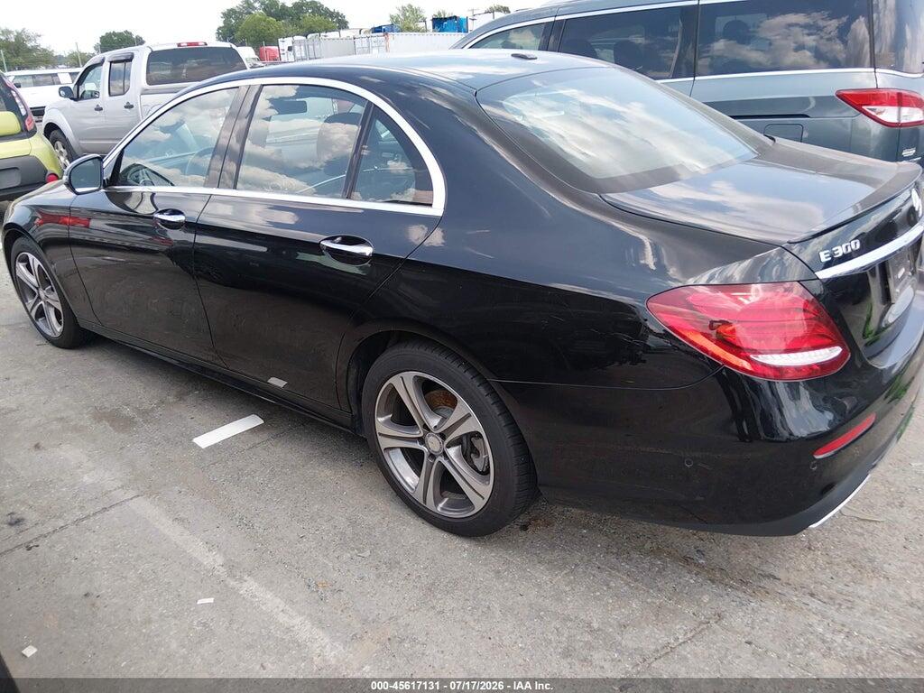 WDDZF4JB4HA085899 2017 MERCEDES-BENZ E 300 photo no. 3
