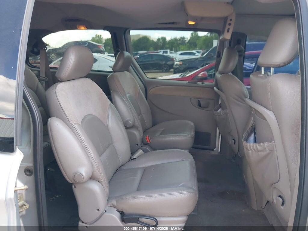 2C8GP64L43R189262 2003 CHRYSLER TOWN & COUNTRY photo no. 8