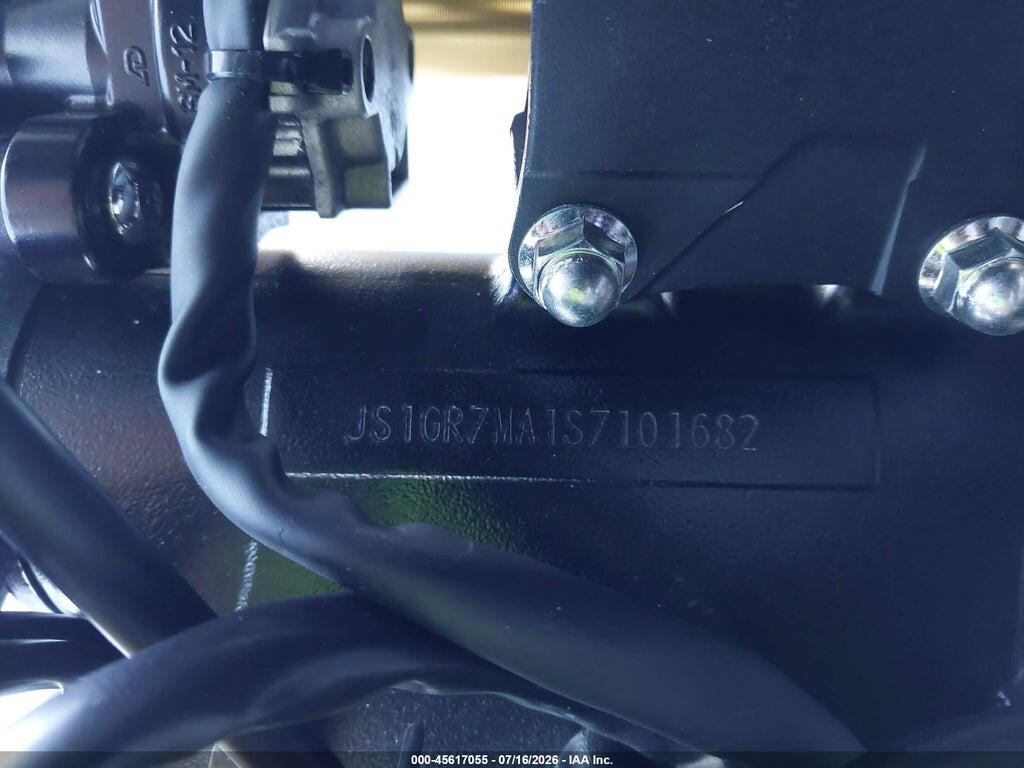 JS1GR7MA1S7101682 2025 SUZUKI GSX-R750 photo no. 10