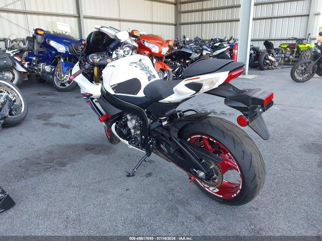 JS1GR7MA1S7101682 2025 SUZUKI GSX-R750 photo no. 3
