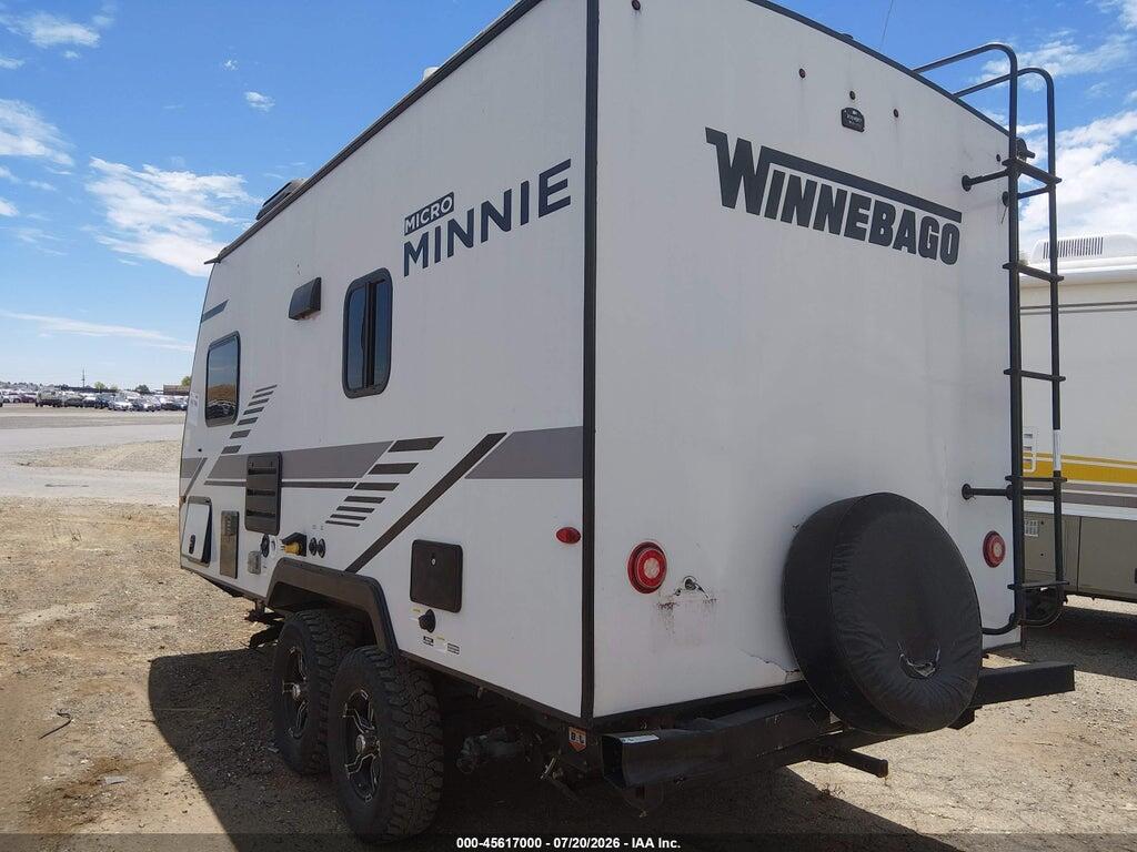 54CTM2F23N3058566 2022 WINNEBAGO M-1708FB photo no. 3