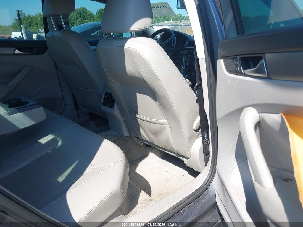 1VWBV7A39FC034003 2015 VOLKSWAGEN PASSAT photo no. 8