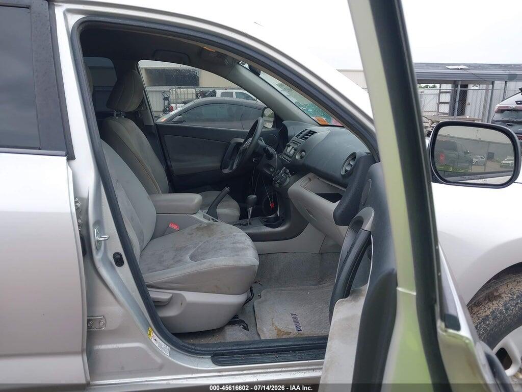 2T3ZF4DV7CW128075 2012 TOYOTA RAV4 photo no. 5
