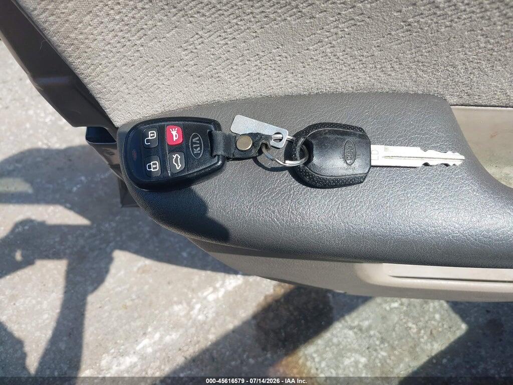 KNAFE122455179487 2005 KIA SPECTRA photo no. 10