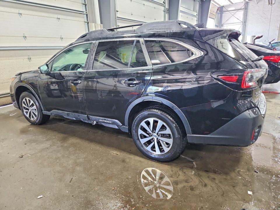 2021 SUBARU OUTBACK PREMIUM — Фото 2 из 12