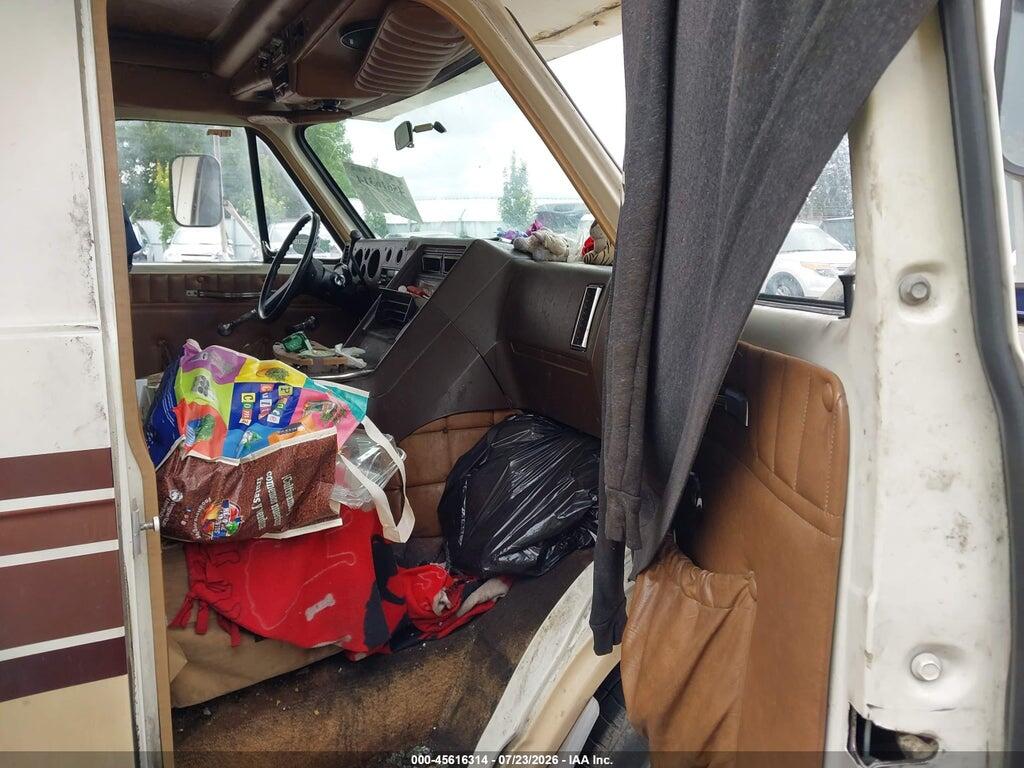 2GBJG31M4E4176793 1984 CHEVROLET G30 photo no. 7