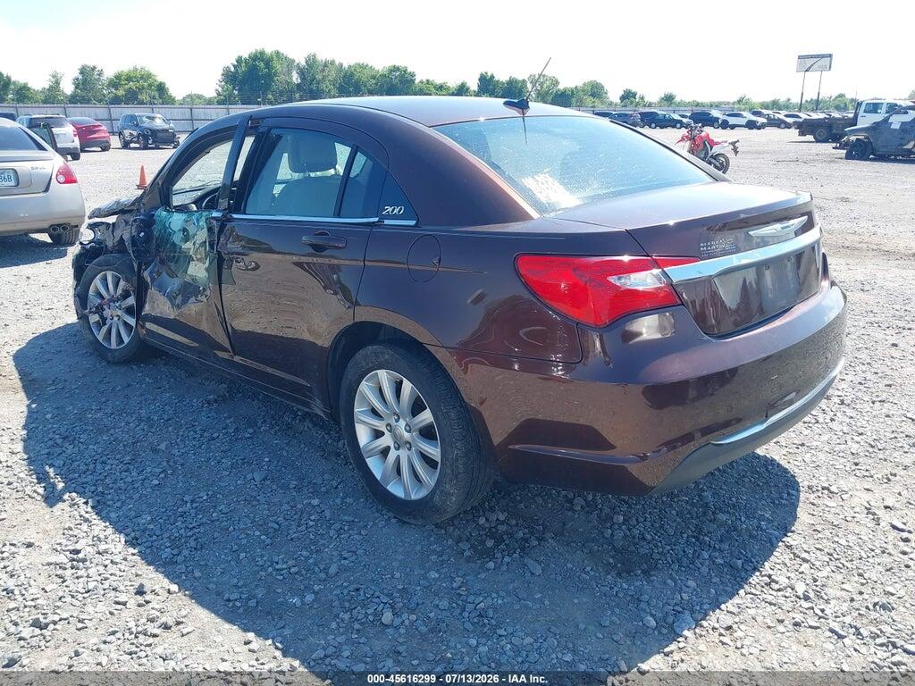 1C3CCBBB7DN546533 2013 CHRYSLER 200 photo no. 3