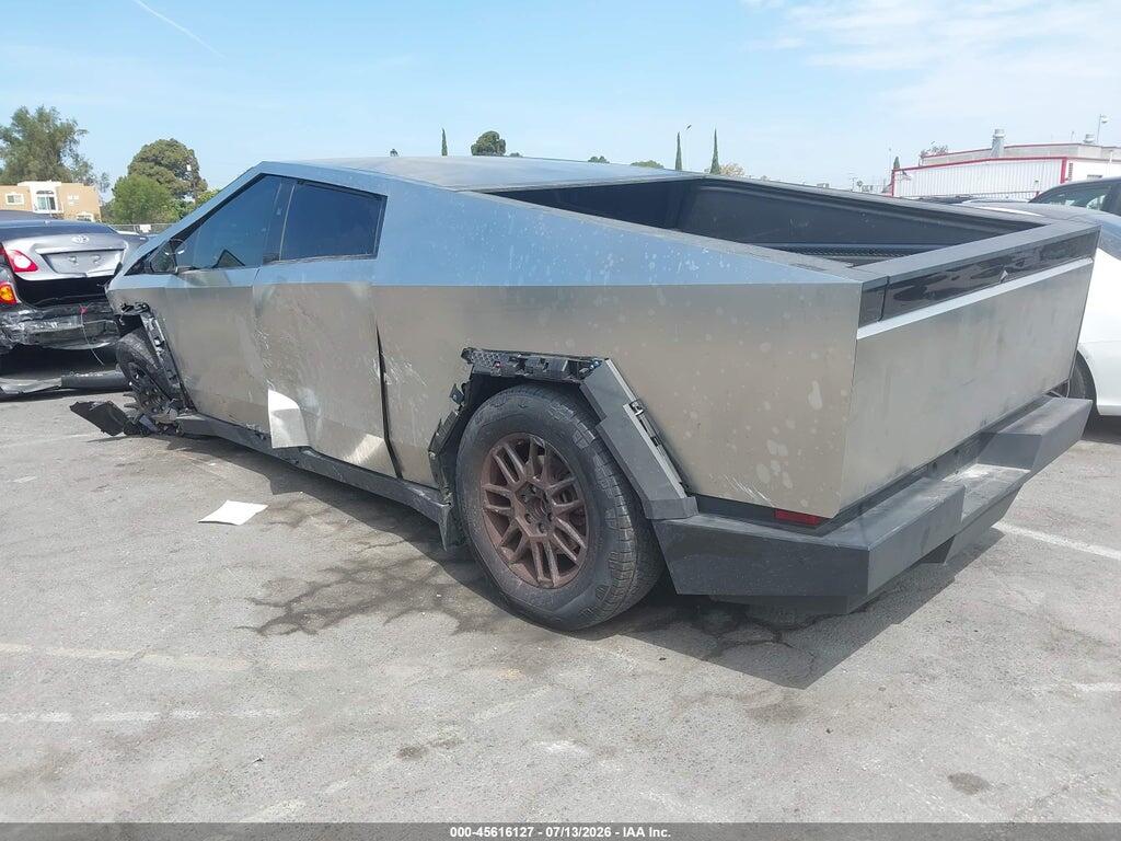 7G2CEHED3SA073449 2025 TESLA CYBERTRUCK photo no. 3