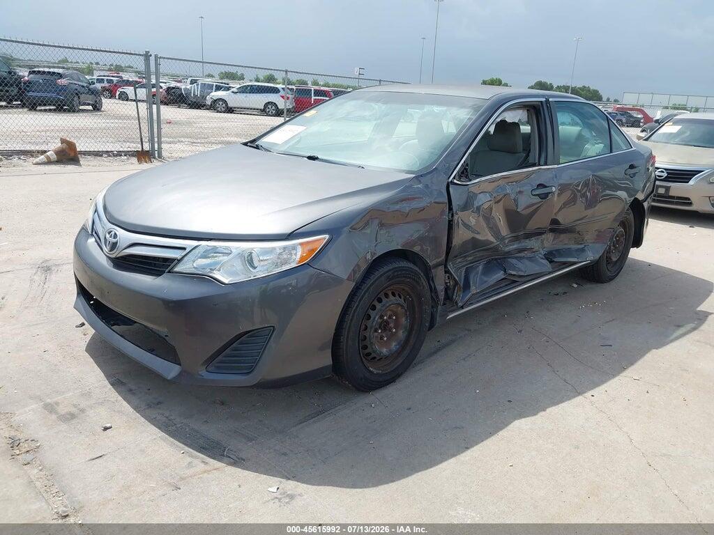 4T4BF1FK1ER346937 2014 TOYOTA CAMRY photo no. 2