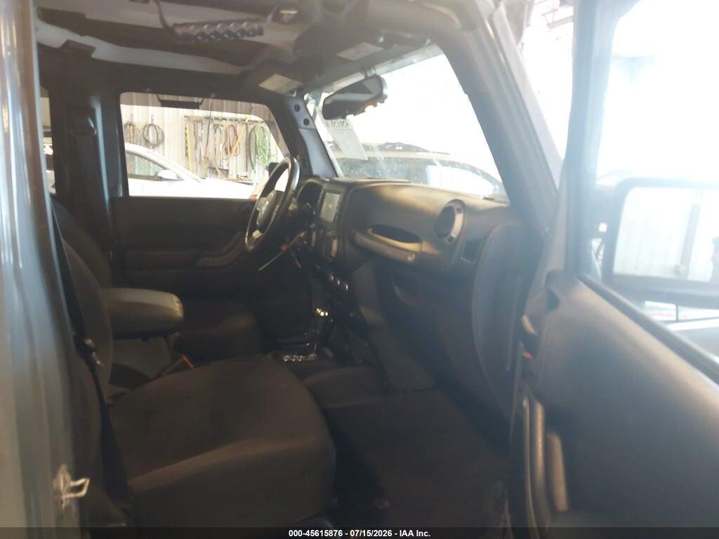 1C4BJWDG8FL689065 2015 JEEP WRANGLER UNLIMITED photo no. 5