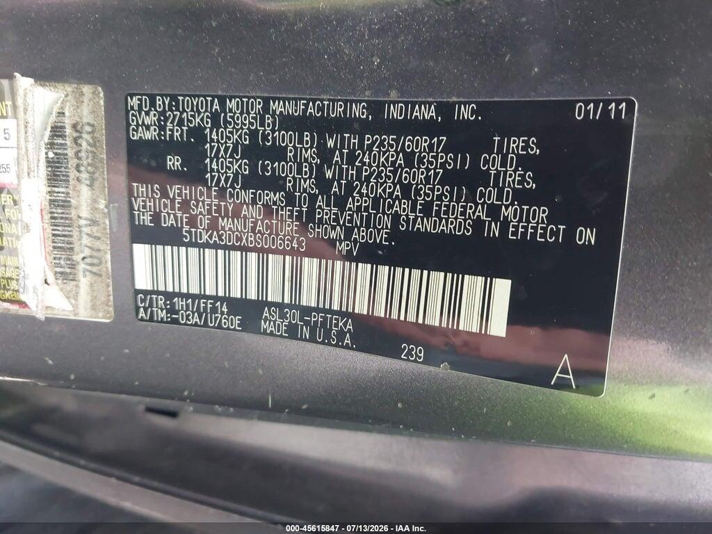 5TDKA3DCXBS006643 2011 TOYOTA SIENNA photo no. 9