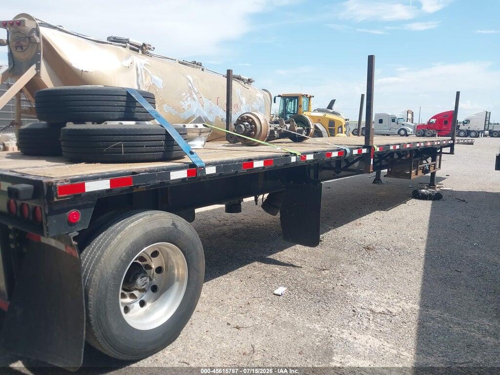 5UJFS4822CK001556 2012 DIRECT 48' FLATBED TRAILER photo no. 4