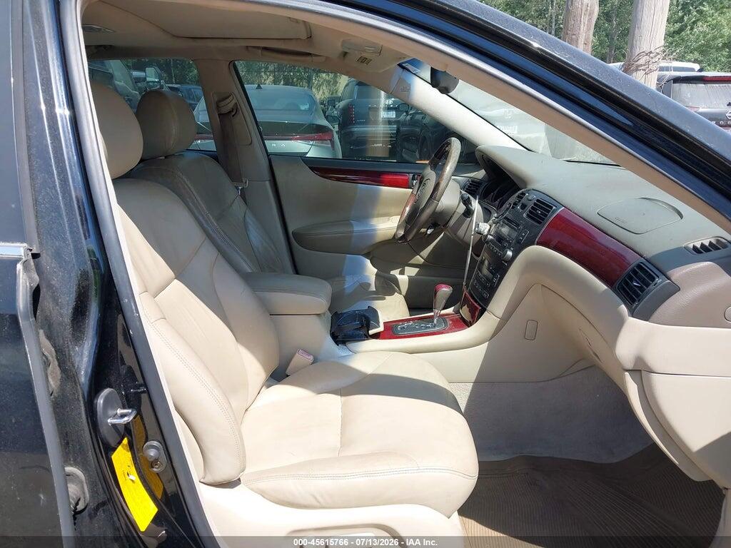 JTHBF30GX25019035 2002 LEXUS ES 300 photo no. 4