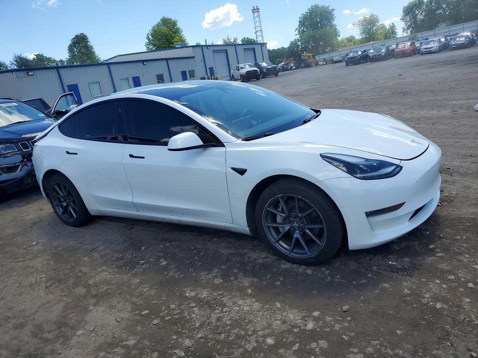 5YJ3E1EB0MF047907 2021 TESLA MODEL 3 photo no. 4