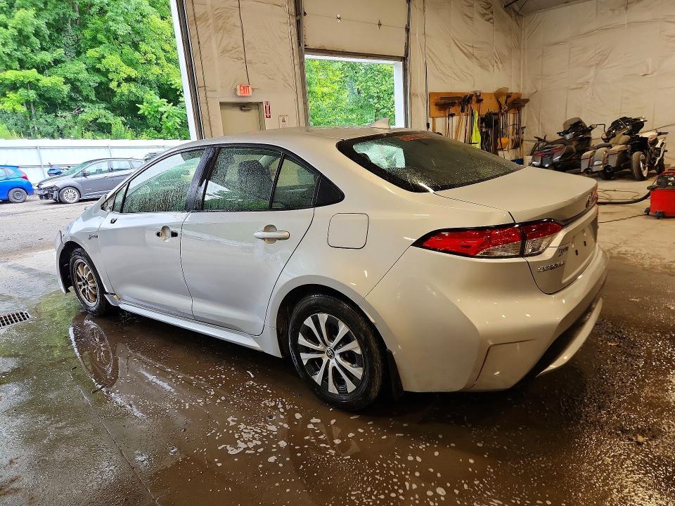 2021 TOYOTA COROLLA LE — Фото 2 из 13