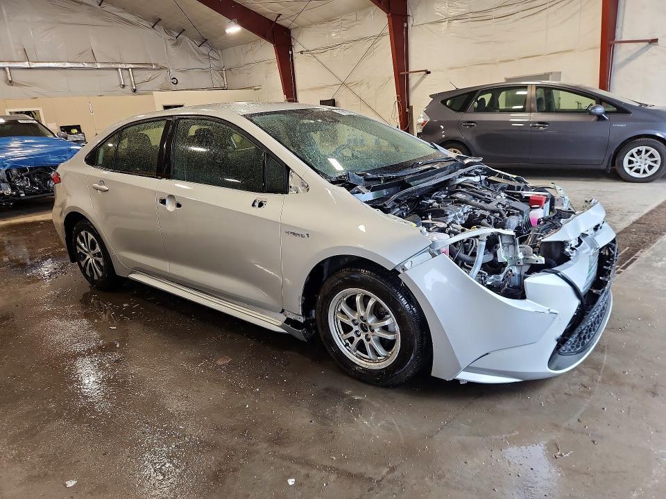 2021 TOYOTA COROLLA LE — Фото 4 из 13