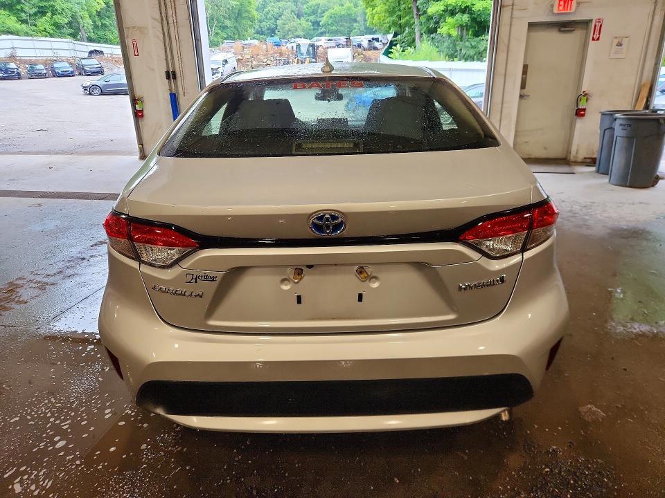 2021 TOYOTA COROLLA LE — Фото 6 из 13