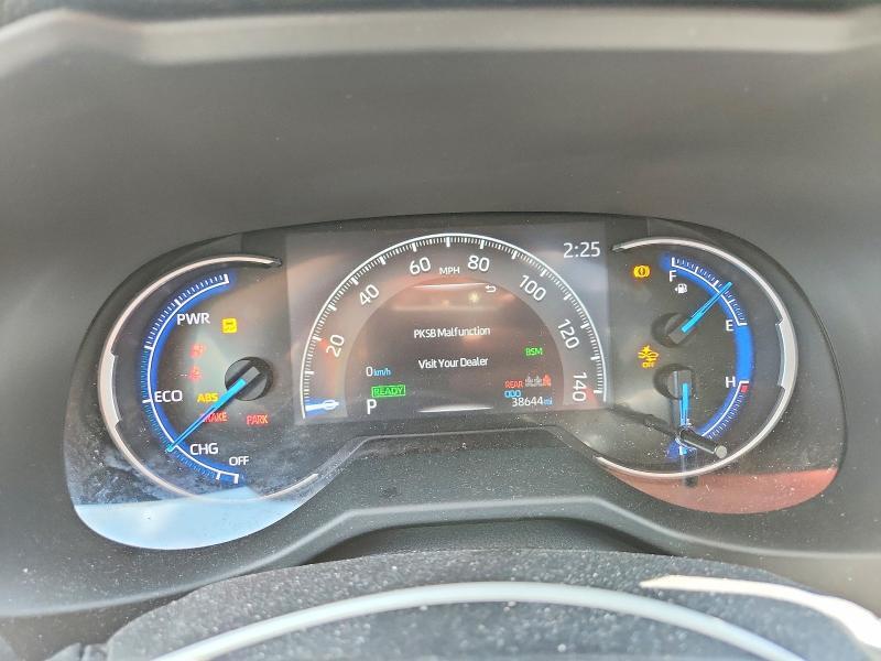 2021 TOYOTA RAV4 LIMITED — Фото 9 из 14