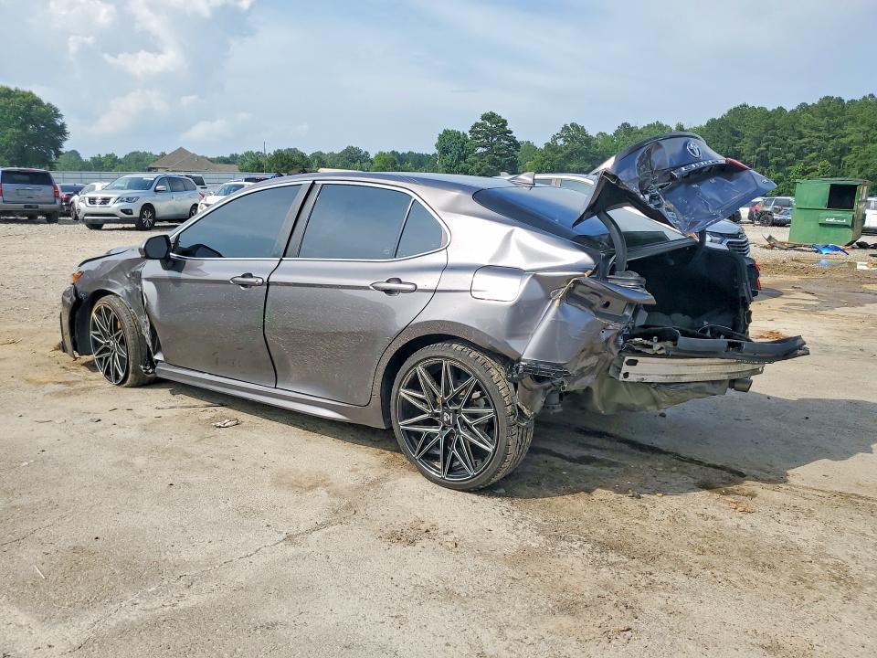 4T1G11AK5MU563086 2021 TOYOTA CAMRY photo no. 2