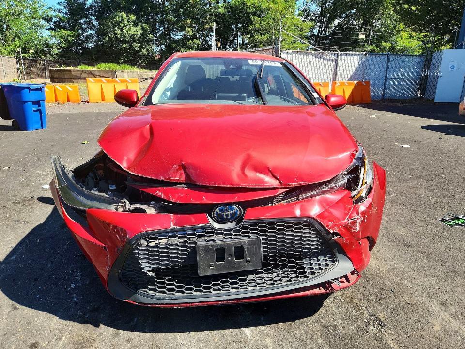 2021 TOYOTA COROLLA LE — Фото 5 из 12