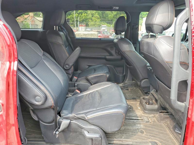 2021 TOYOTA SIENNA XSE — Фото 11 из 13
