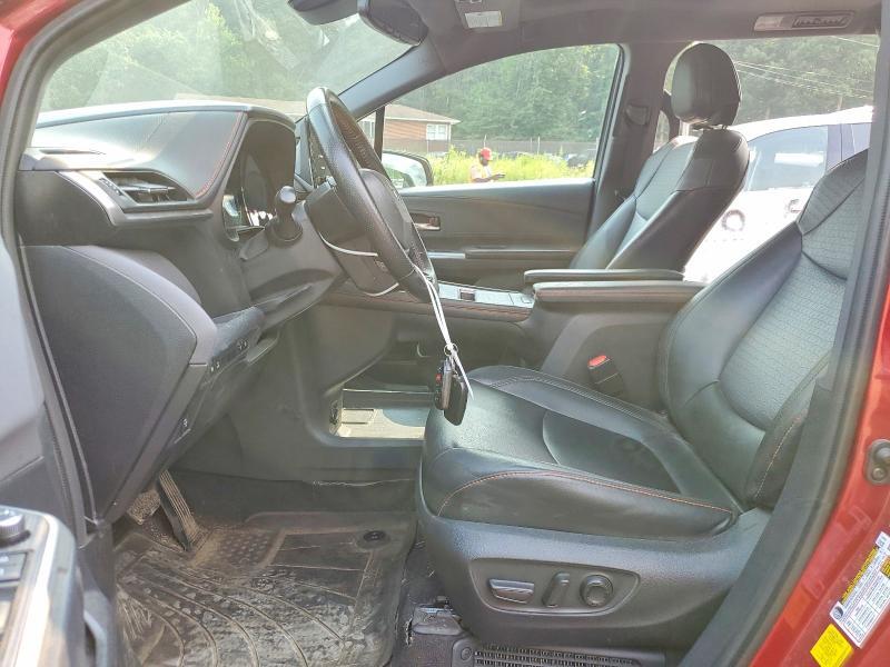 2021 TOYOTA SIENNA XSE — Фото 7 из 13
