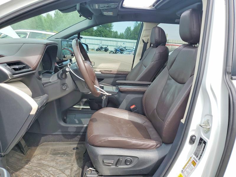 2021 TOYOTA SIENNA PLATINUM 7-PASSENGER — Фото 7 из 14