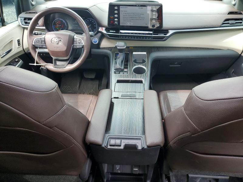 2021 TOYOTA SIENNA PLATINUM 7-PASSENGER — Фото 8 из 14