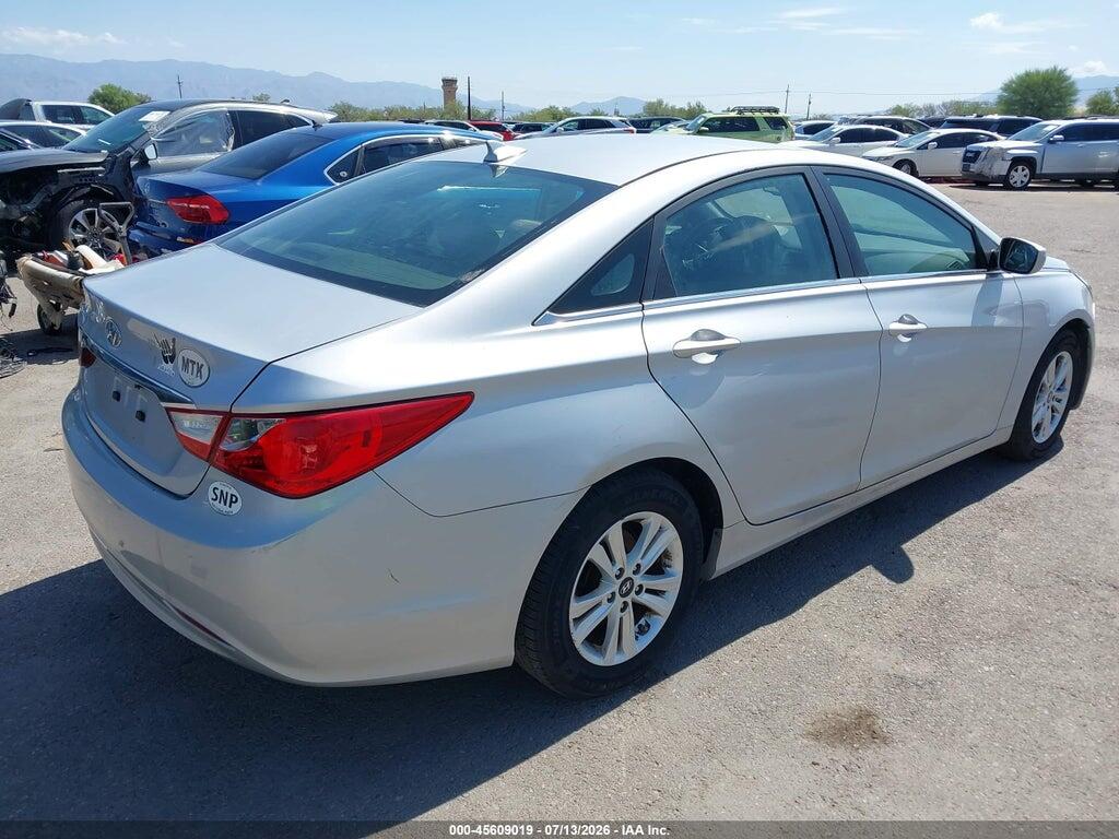 5NPEB4AC6CH344892 2012 HYUNDAI SONATA photo no. 4