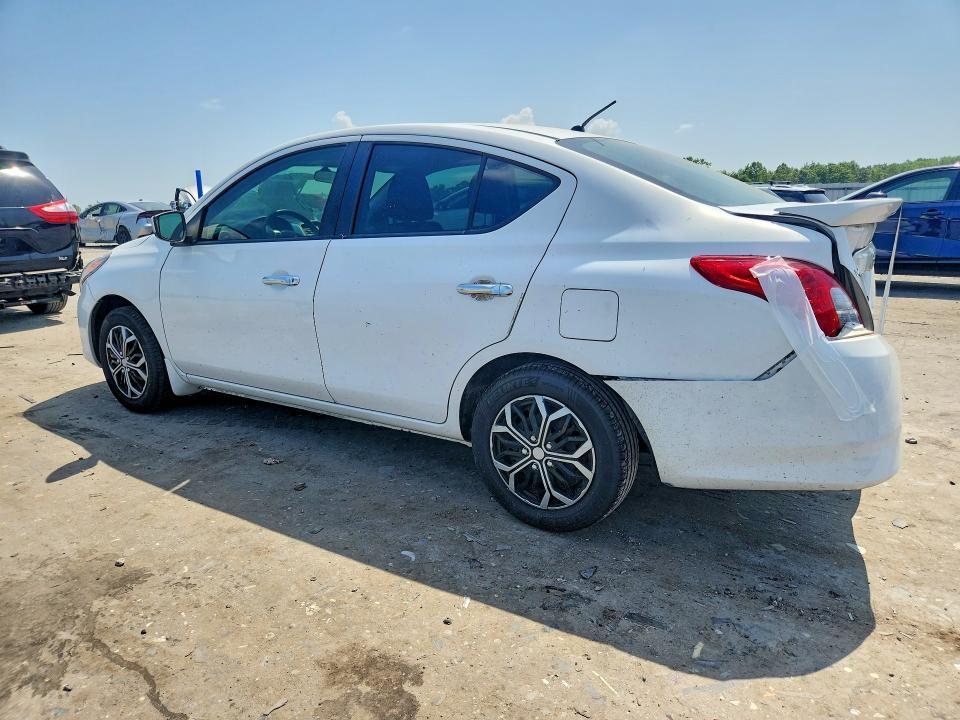 3N1CN7AP0KL818565 2019 NISSAN VERSA photo no. 2