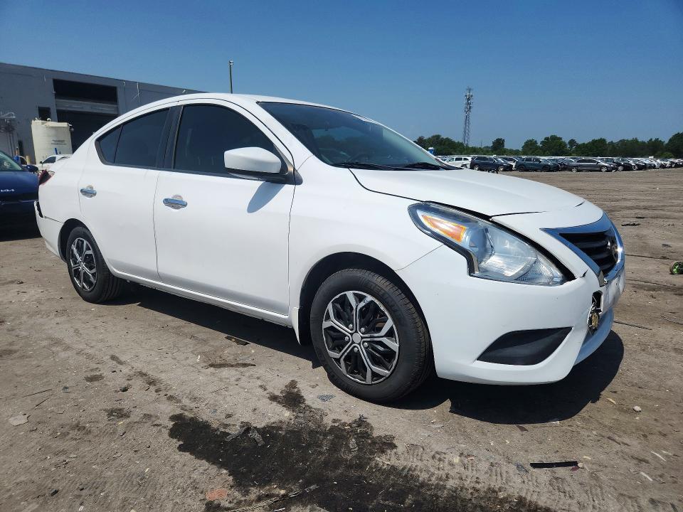 3N1CN7AP0KL818565 2019 NISSAN VERSA photo no. 4