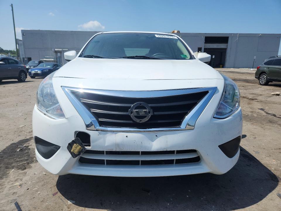 3N1CN7AP0KL818565 2019 NISSAN VERSA photo no. 5