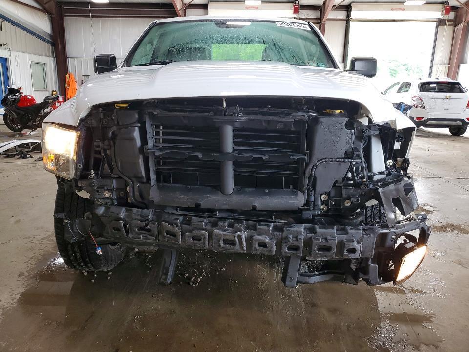 1C6RR7FT4GS402231 2016 RAM 1500 photo no. 5
