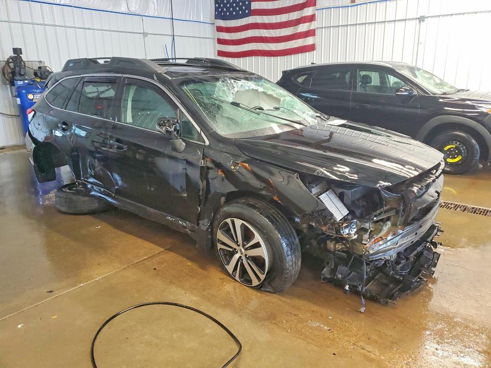 4S4BSANC5J3228289 2018 SUBARU OUTBACK photo no. 4
